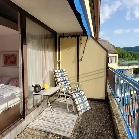 Gemuetliche Maisonette Mit Dachterrasse Und Weitblick شقة