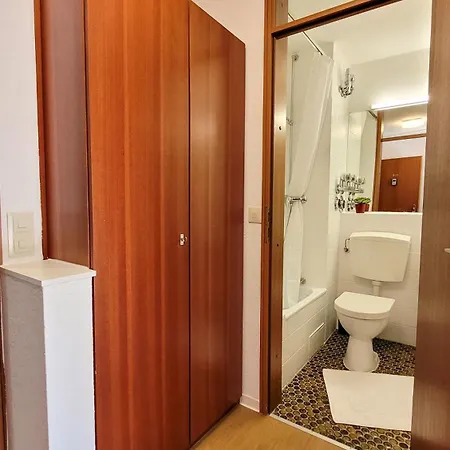 Gemuetliche Maisonette Mit Dachterrasse Und Weitblick شقة *