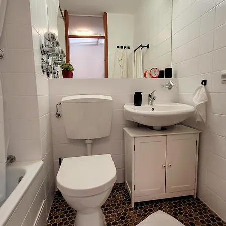 شقة Gemuetliche Maisonette Mit Dachterrasse Und Weitblick